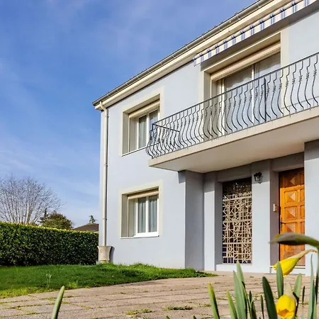 Grand De Coubertin - Calme - Apartment